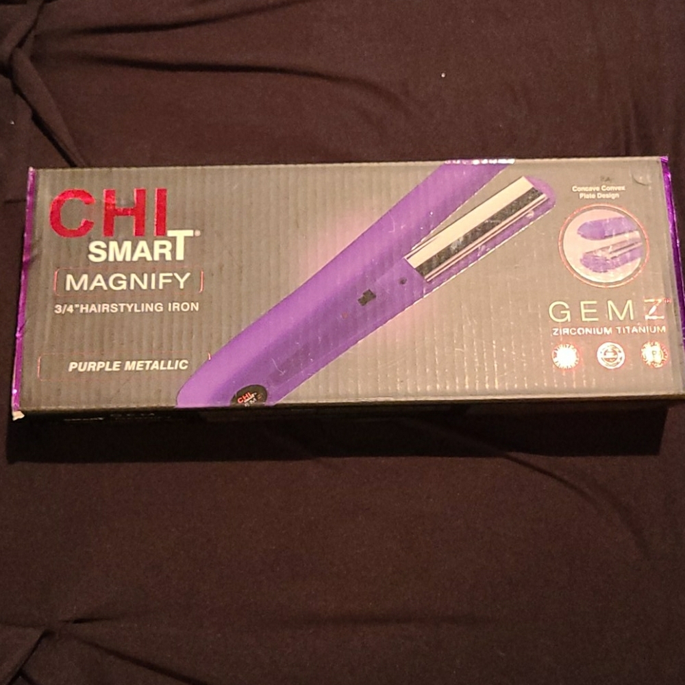 CHI smart magnify flat iron